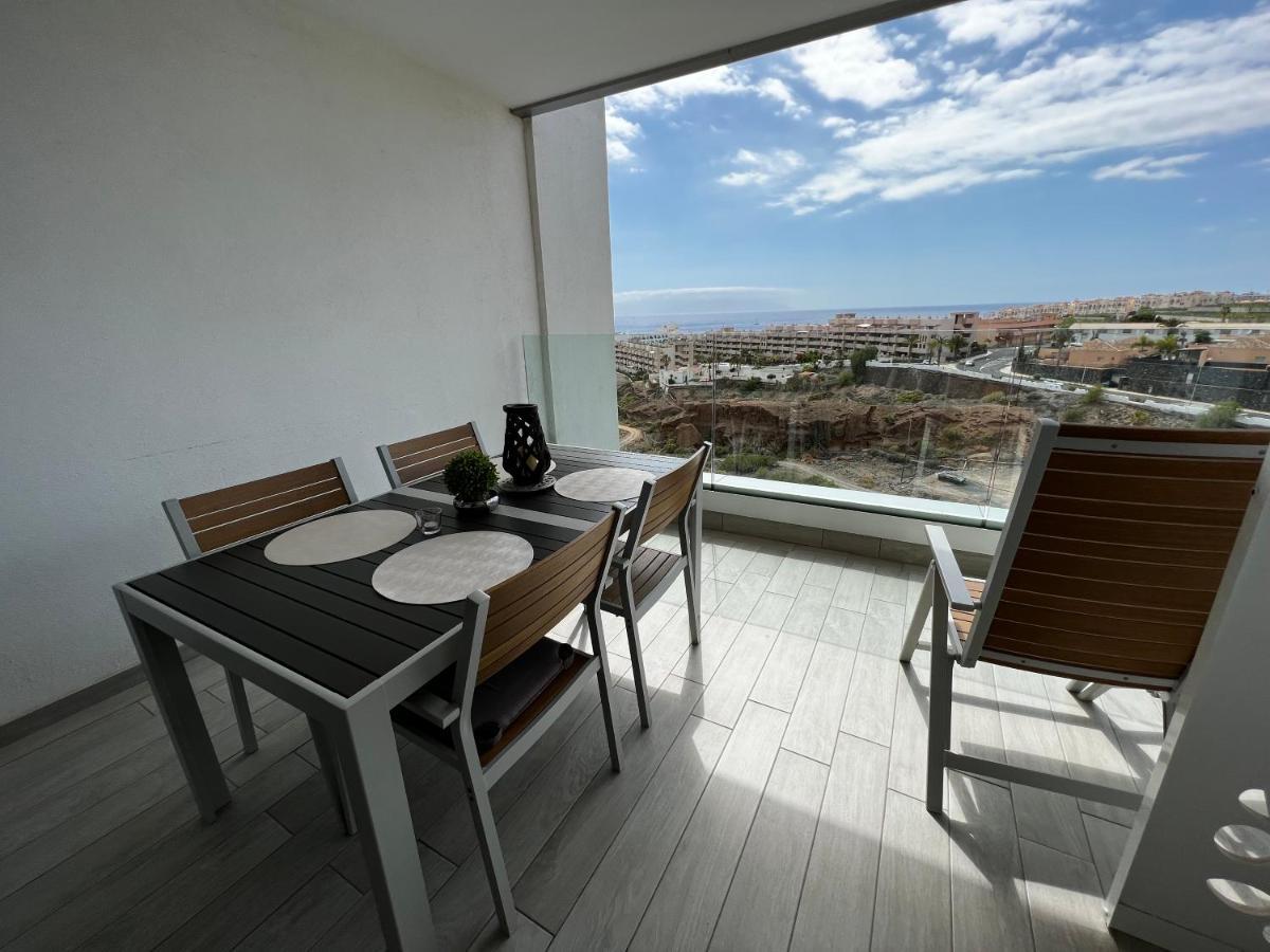 Ocean Garden Sunset Apartment - Heated Swimming Pool Free Wifi Costa Adeje  Bagian luar foto