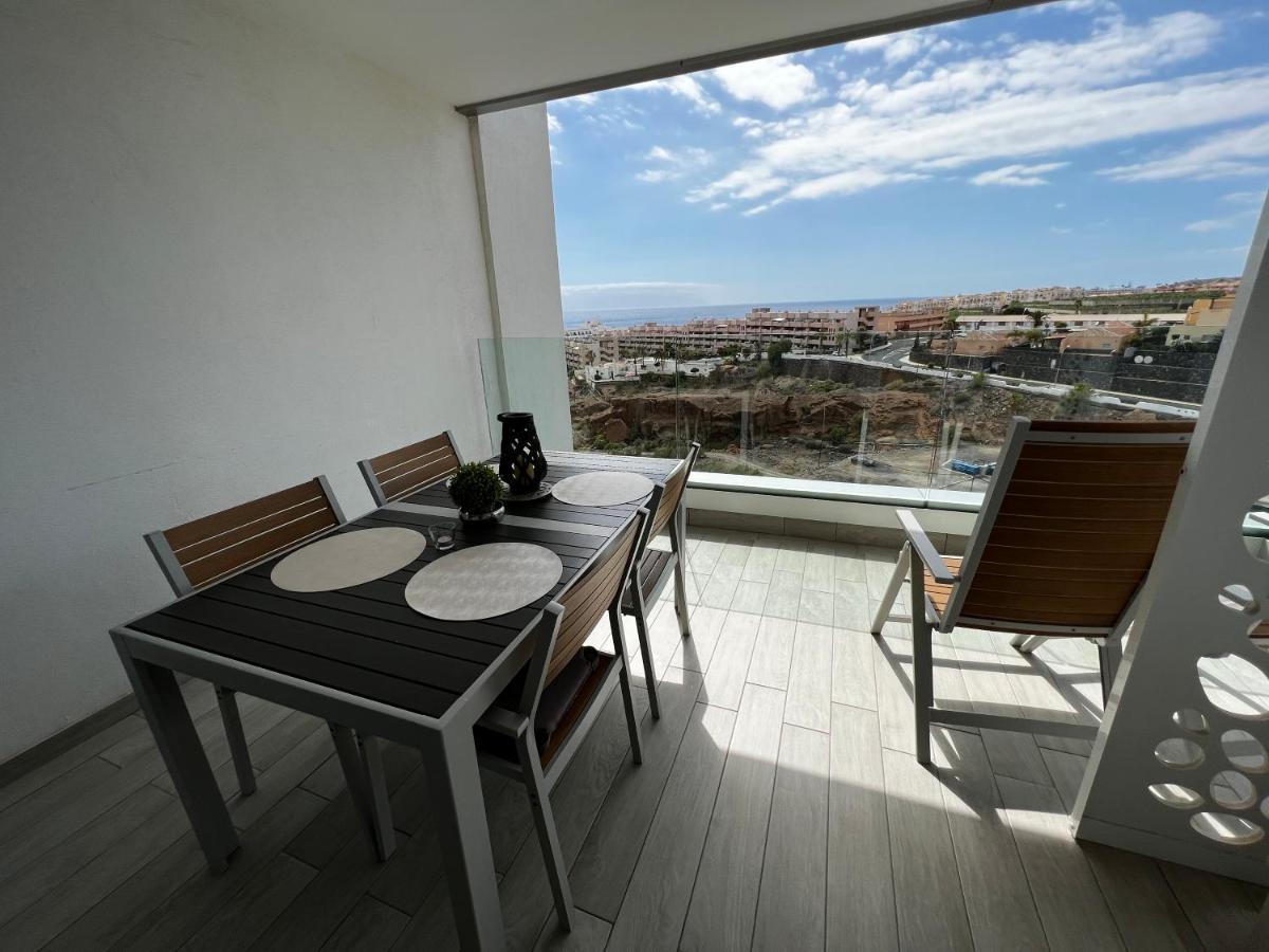 Ocean Garden Sunset Apartment - Heated Swimming Pool Free Wifi Costa Adeje  Bagian luar foto