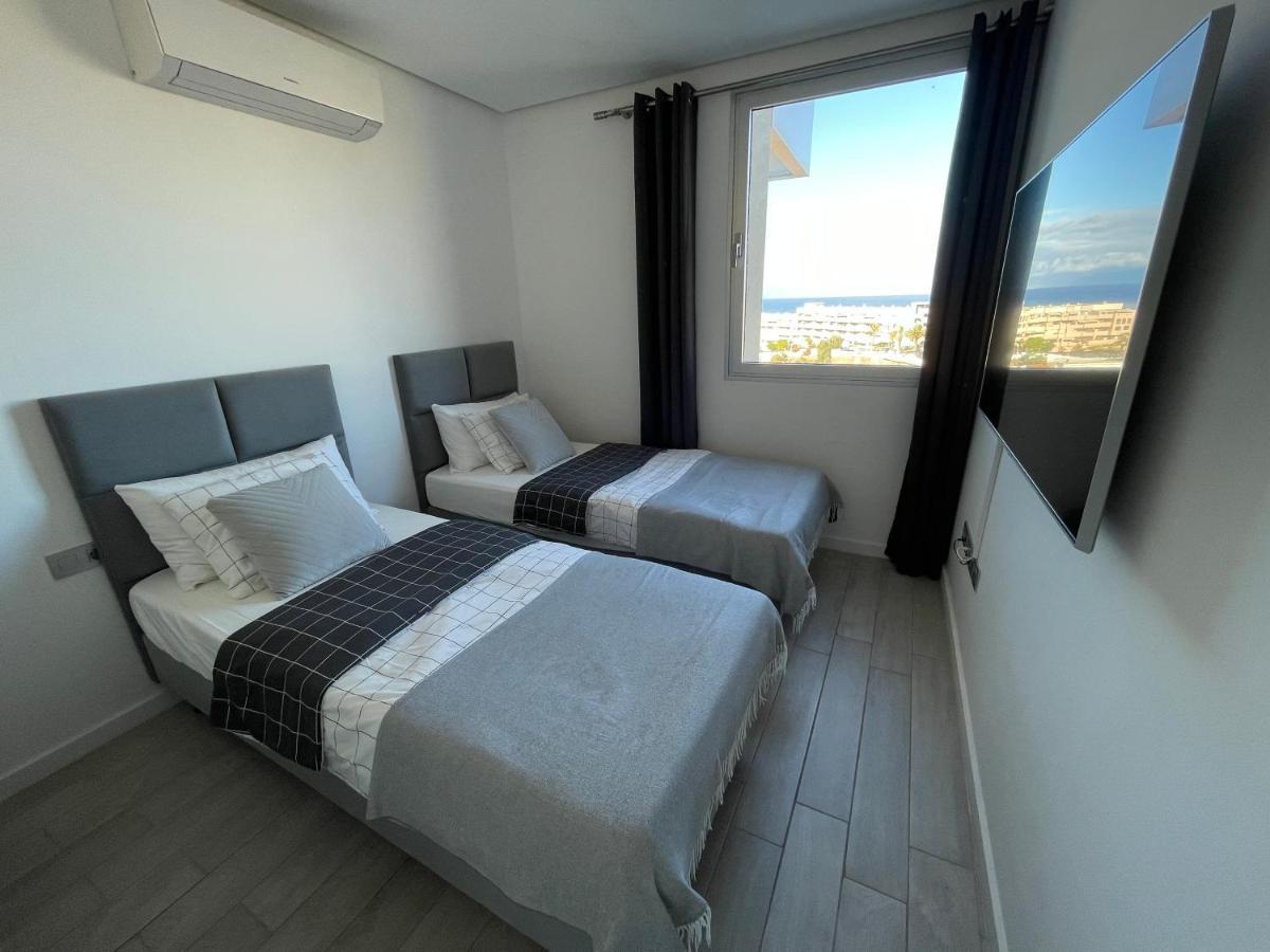 Ocean Garden Sunset Apartment - Heated Swimming Pool Free Wifi Costa Adeje  Bagian luar foto